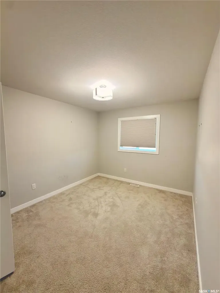539 Secord Manor Saskatoon SK S7V 0M1