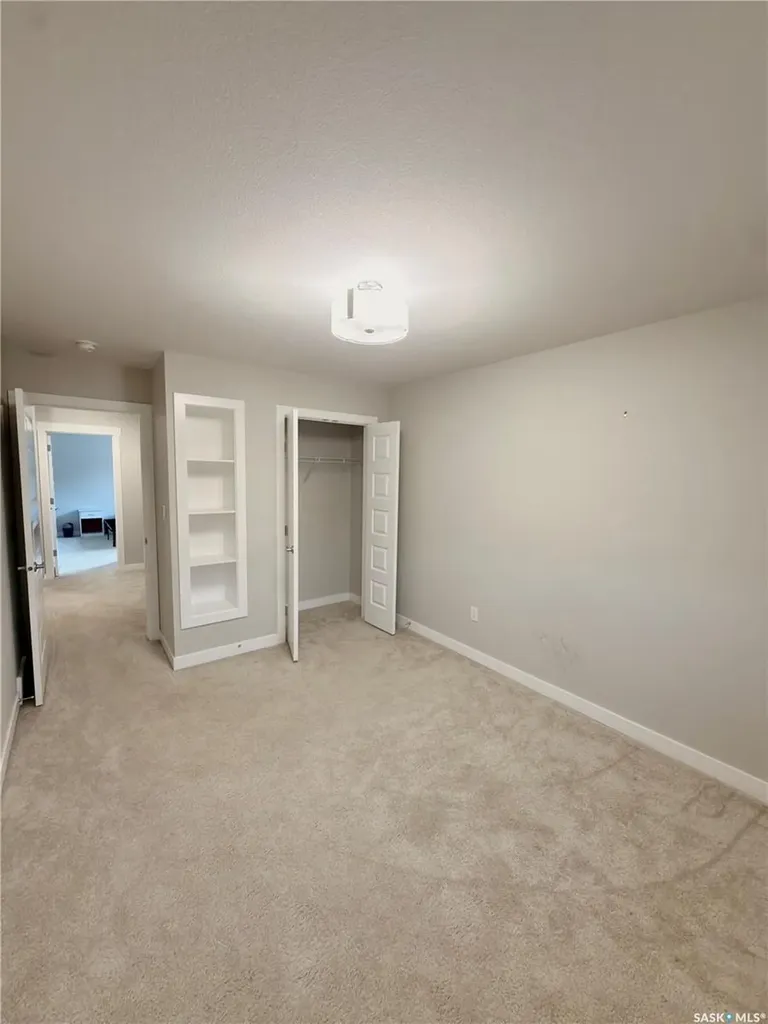 539 Secord Manor Saskatoon SK S7V 0M1