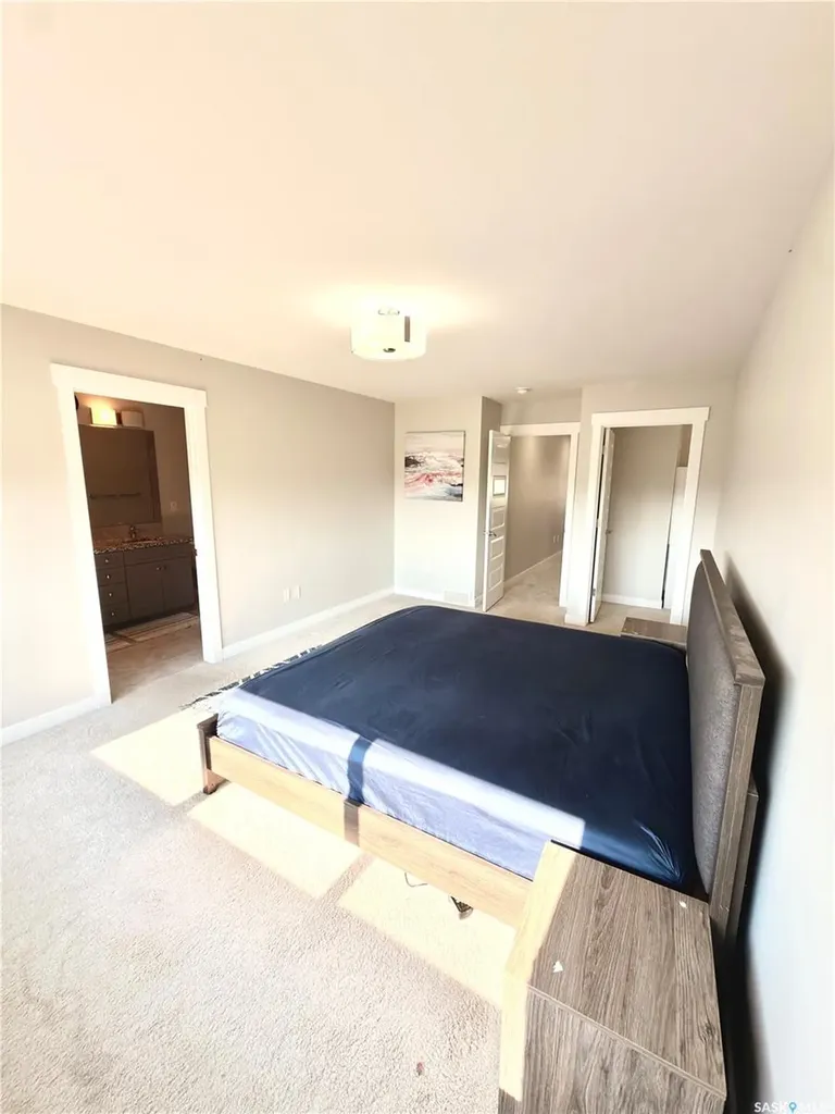 539 Secord Manor Saskatoon SK S7V 0M1