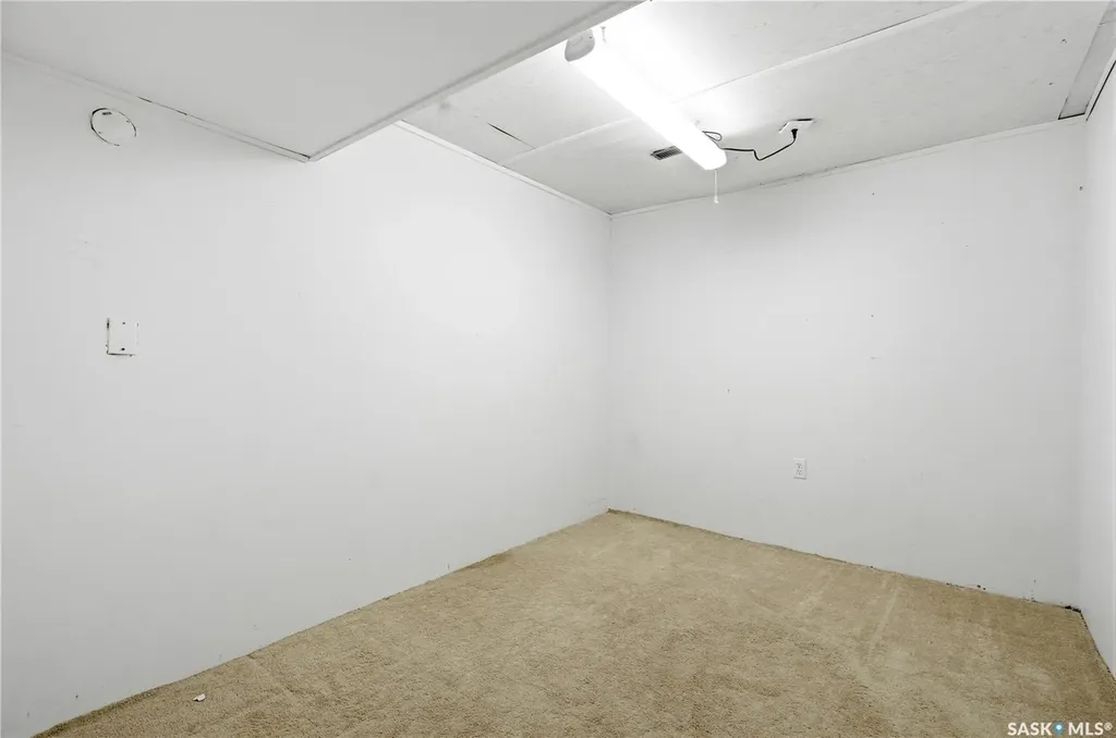 3234 Maxwell Street Saskatoon SK S7L 4K8