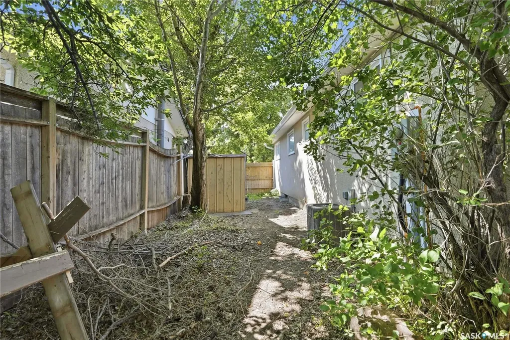 3234 Maxwell Street Saskatoon SK S7L 4K8