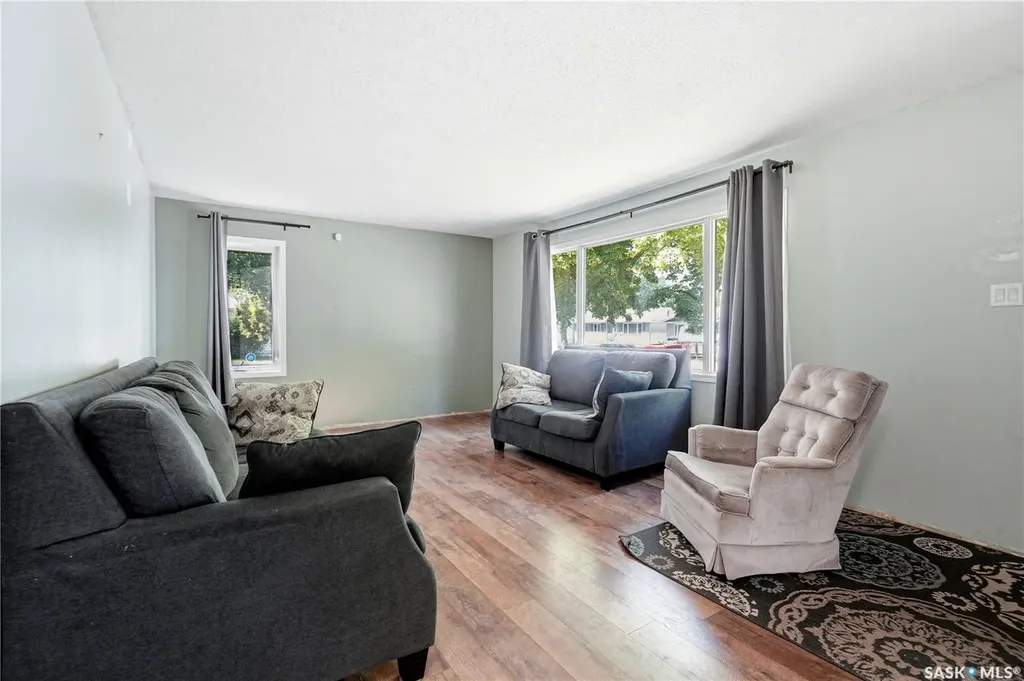 3234 Maxwell Street Saskatoon SK S7L 4K8