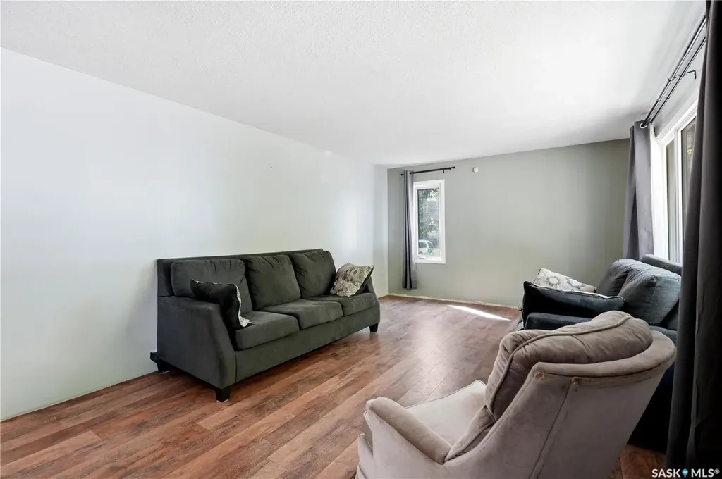 3234 Maxwell Street Saskatoon SK S7L 4K8
