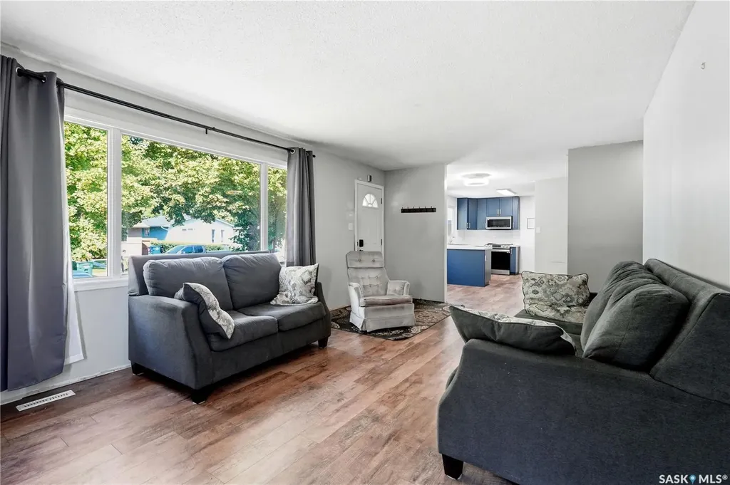 3234 Maxwell Street Saskatoon SK S7L 4K8