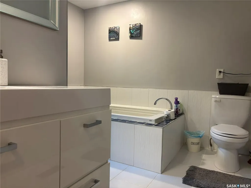 551 2nd Avenue NW Swift Current SK S9H 0R1