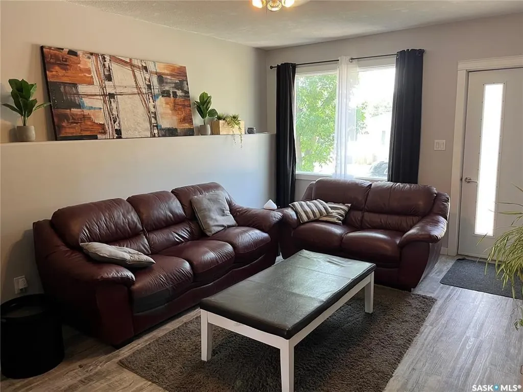 551 2nd Avenue NW Swift Current SK S9H 0R1