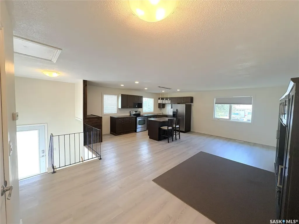 27 Calvert Crescent Lanigan SK S0K 2M0
