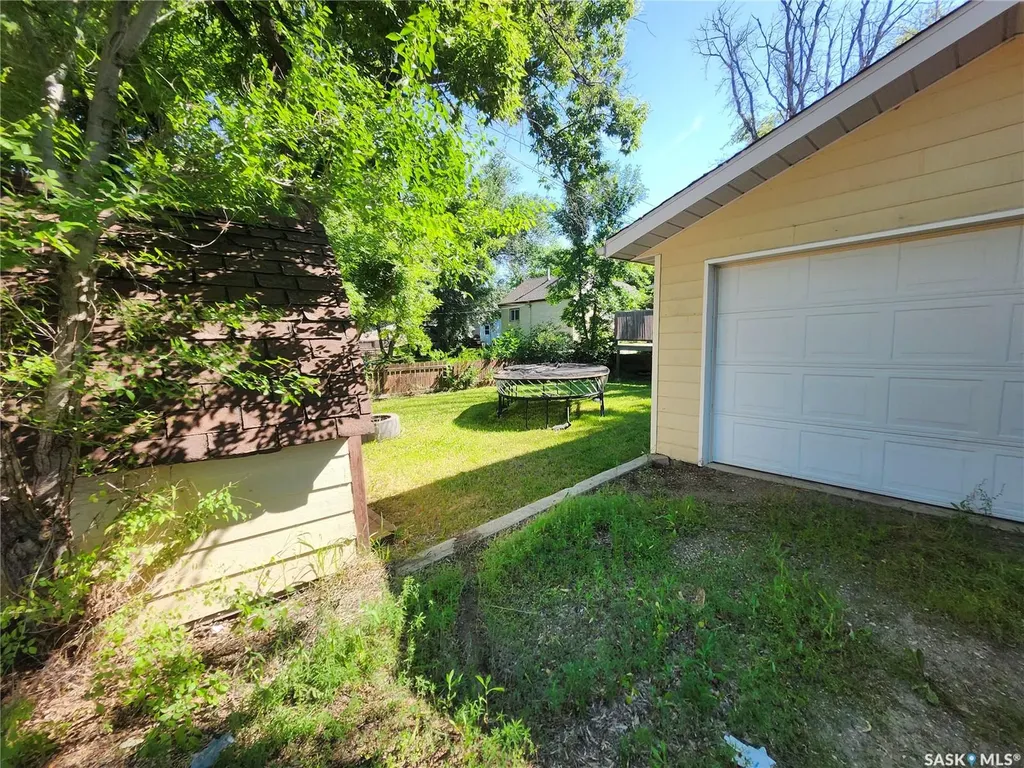 4912 Tribune Street Macklin SK S0L 2C0