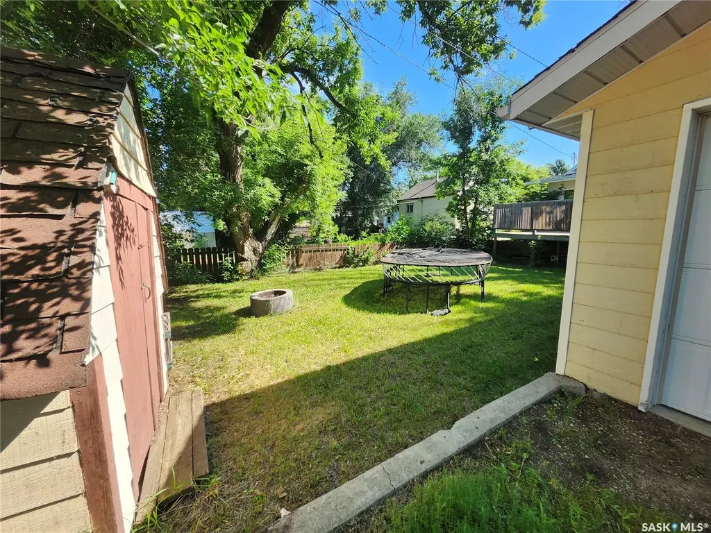 4912 Tribune Street Macklin SK S0L 2C0