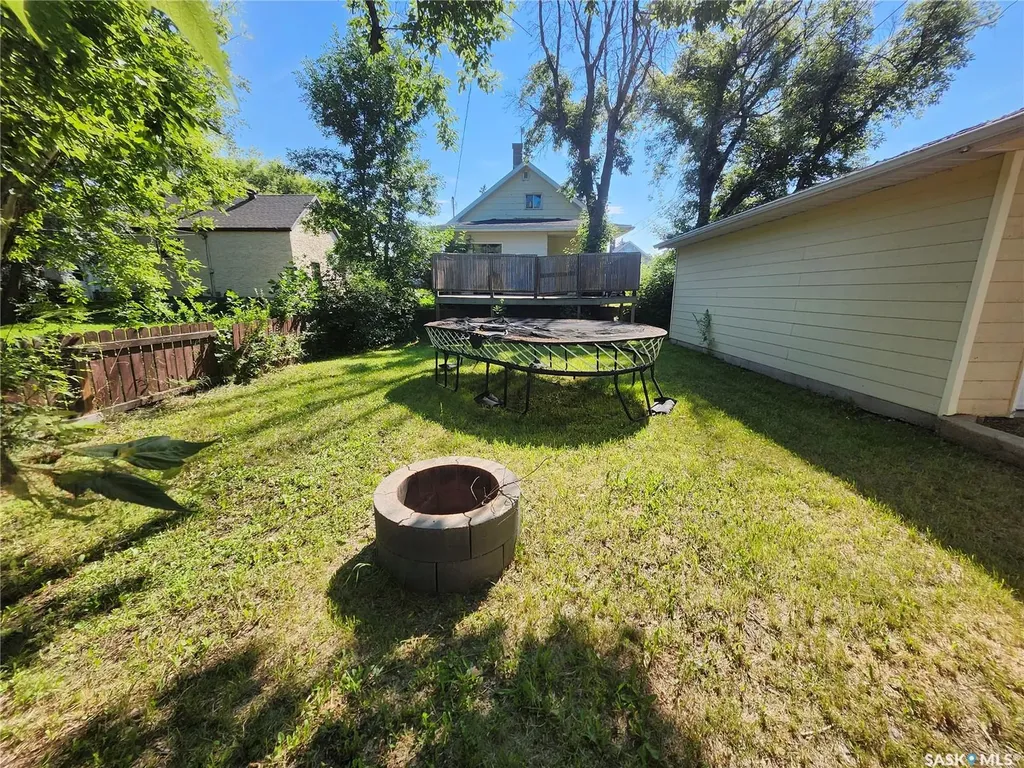 4912 Tribune Street Macklin SK S0L 2C0