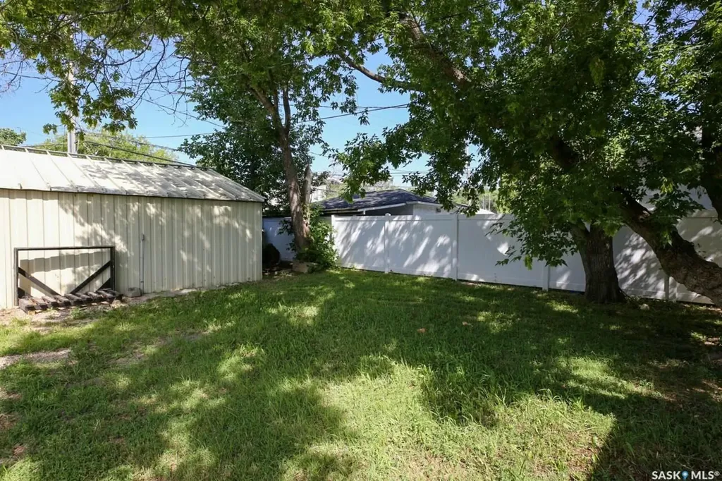 2354 Mcara Street Regina SK S4N 2W3