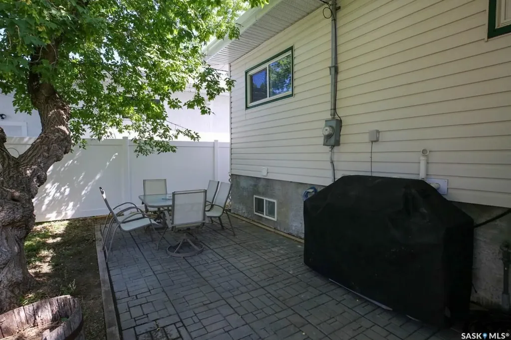 2354 Mcara Street Regina SK S4N 2W3