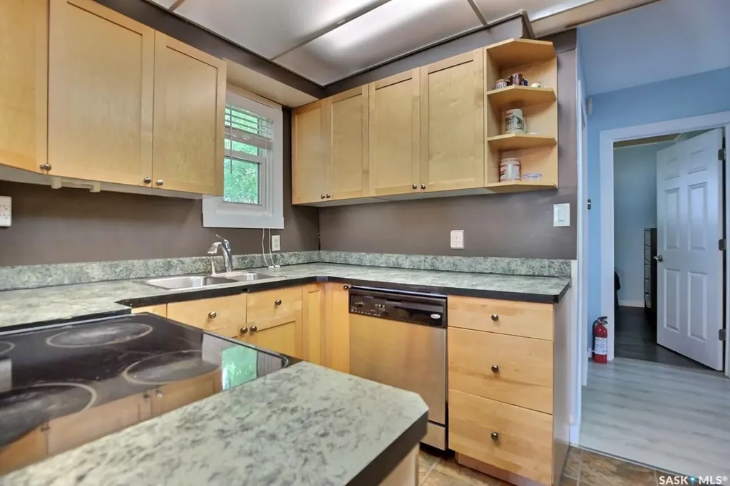 2354 Mcara Street Regina SK S4N 2W3