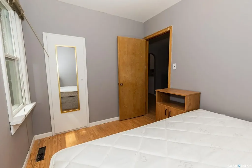 402 Grand Avenue Luseland SK S0L 2A0