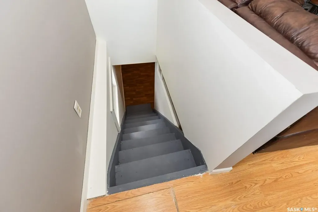 402 Grand Avenue Luseland SK S0L 2A0