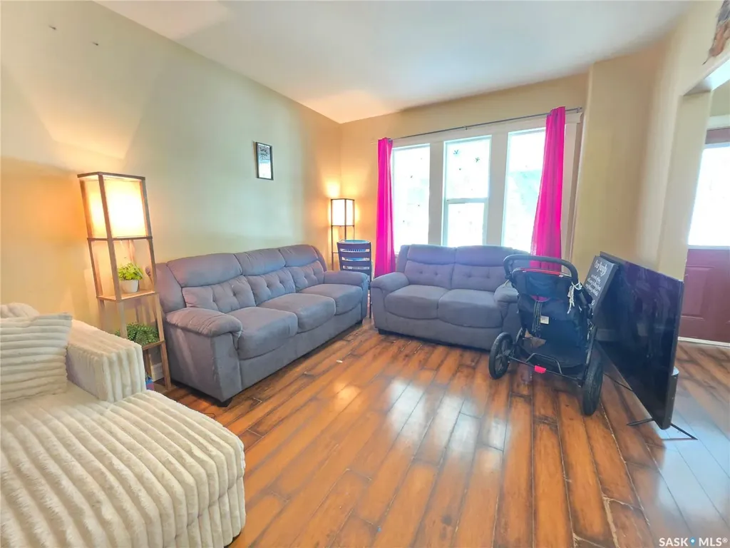 1072 104th Street North Battleford SK S9A 1N4