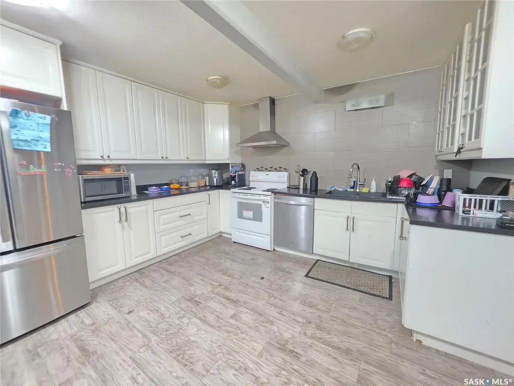 1072 104th Street North Battleford SK S9A 1N4