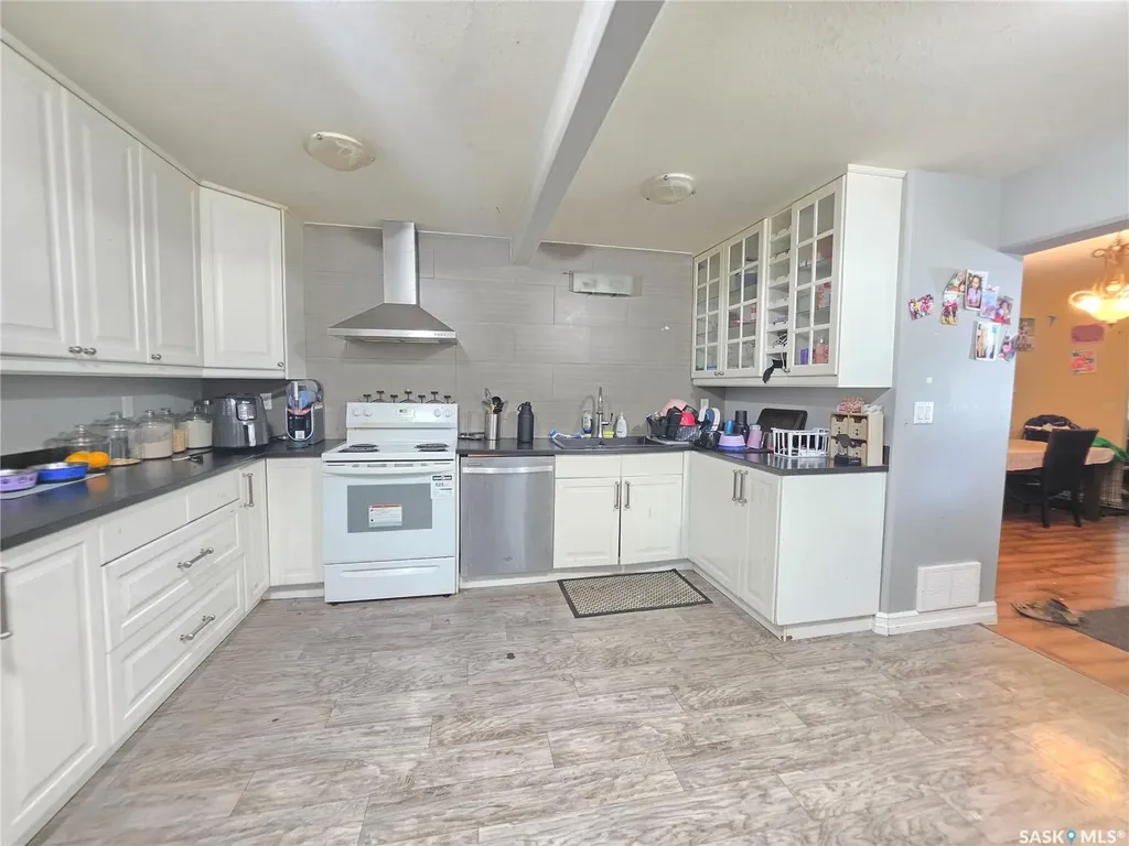 1072 104th Street North Battleford SK S9A 1N4