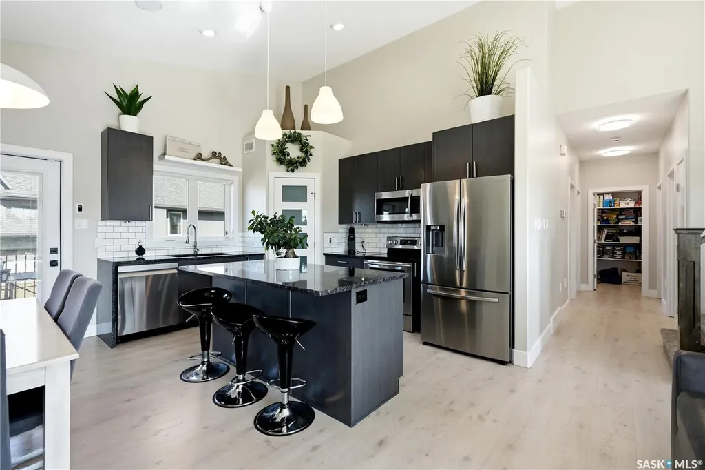 822 Werschner Court Saskatoon SK S7V 0A7