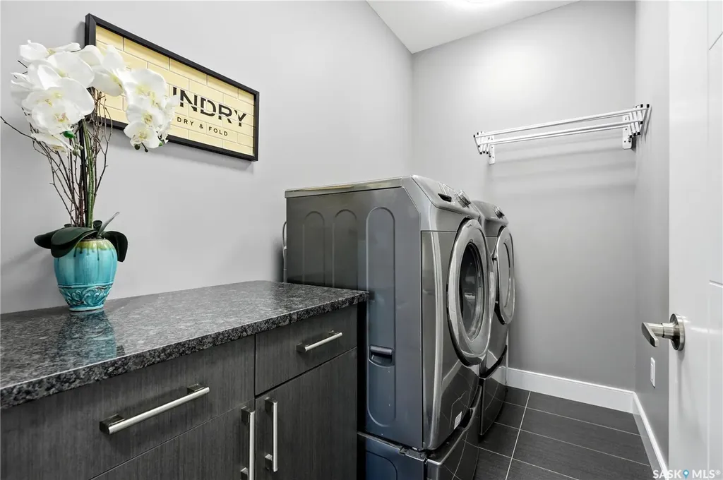 822 Werschner Court Saskatoon SK S7V 0A7