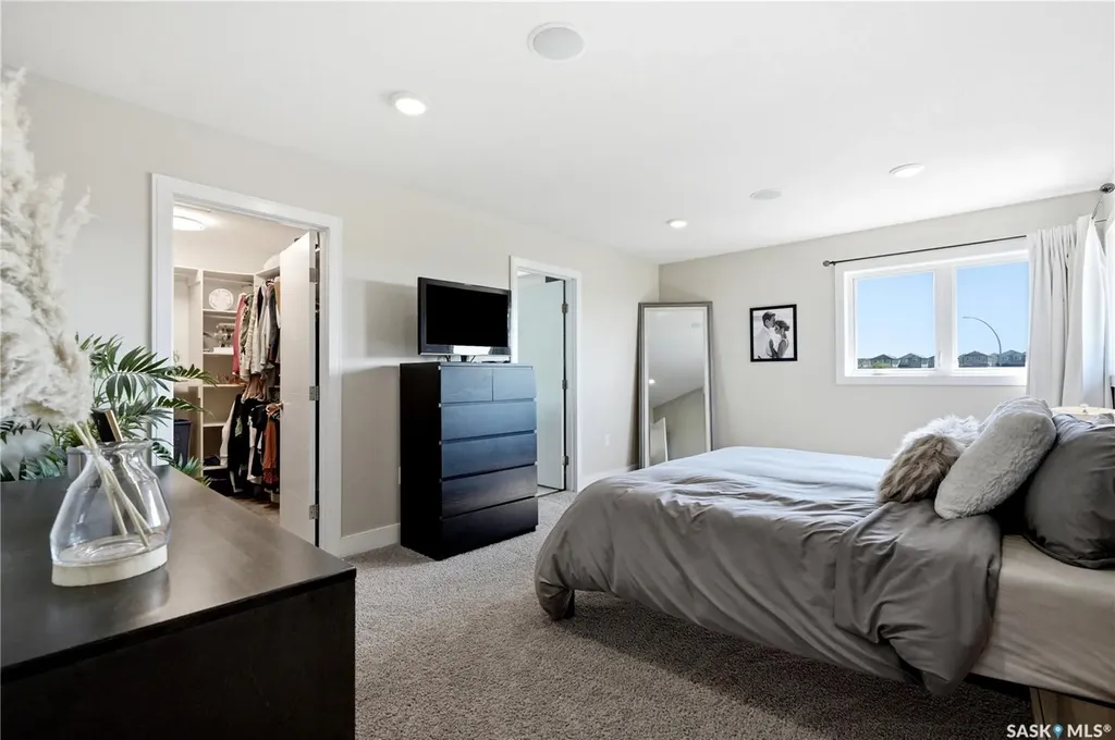 822 Werschner Court Saskatoon SK S7V 0A7
