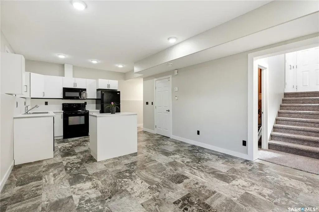 822 Werschner Court Saskatoon SK S7V 0A7