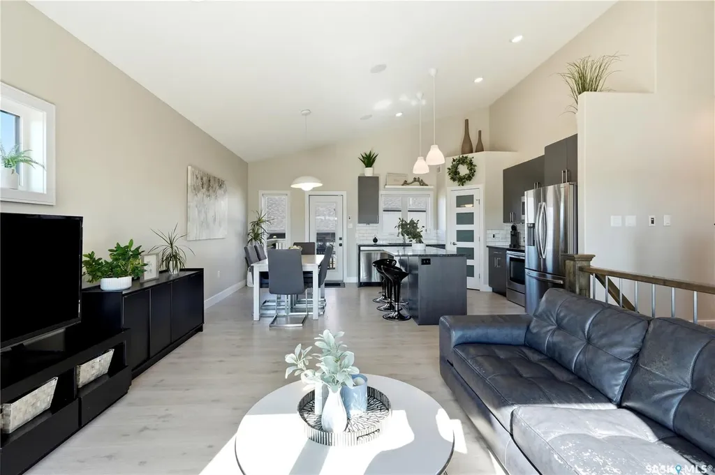 822 Werschner Court Saskatoon SK S7V 0A7