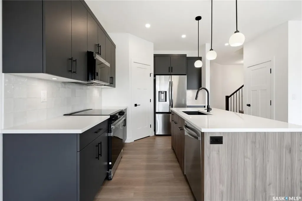 255 Doran Way Saskatoon SK S7V 1Z3