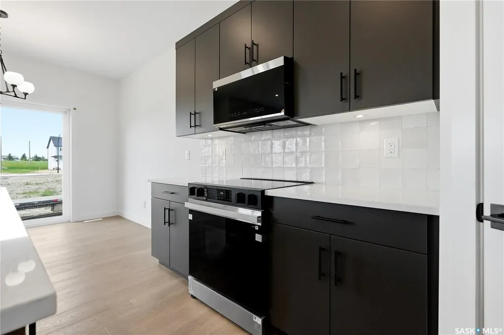 255 Doran Way Saskatoon SK S7V 1Z3