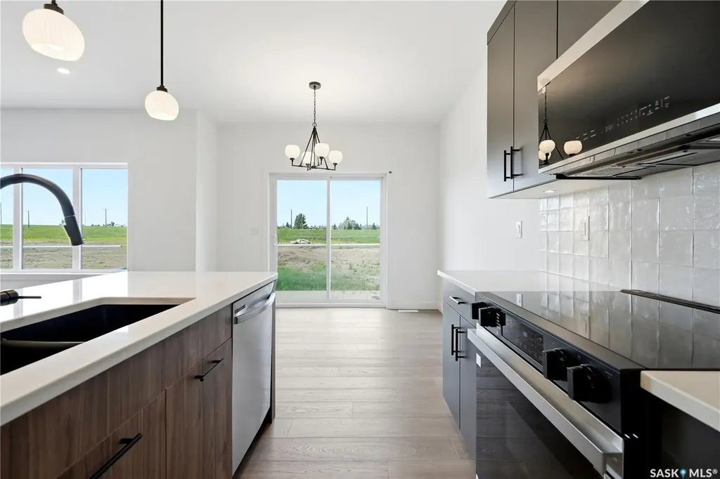 255 Doran Way Saskatoon SK S7V 1Z3