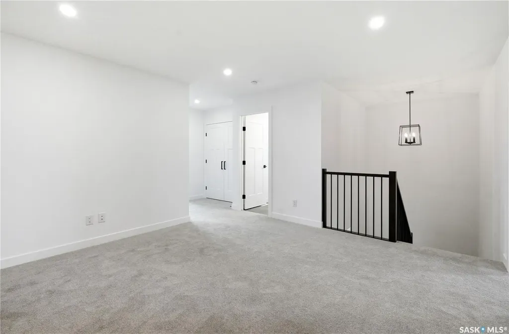 255 Doran Way Saskatoon SK S7V 1Z3