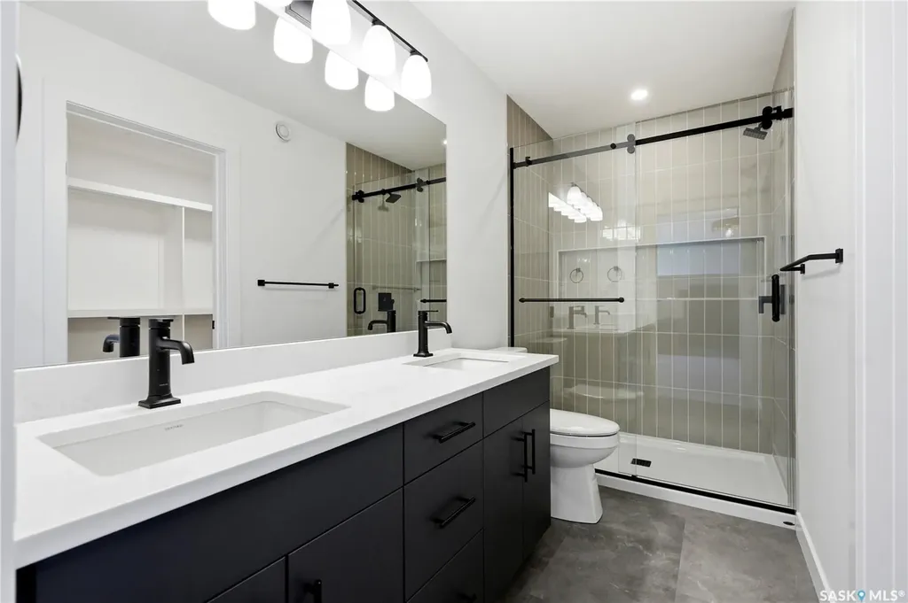 255 Doran Way Saskatoon SK S7V 1Z3