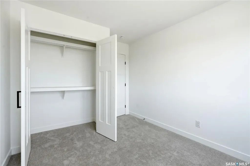 255 Doran Way Saskatoon SK S7V 1Z3