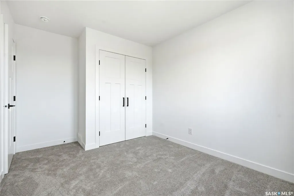 255 Doran Way Saskatoon SK S7V 1Z3