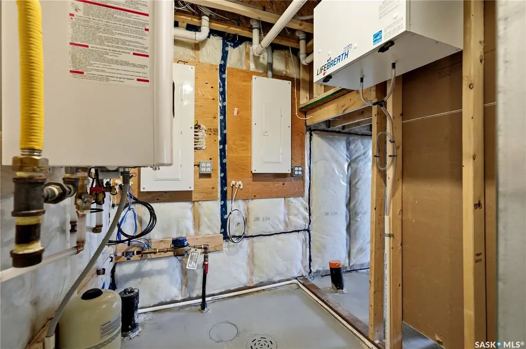 255 Doran Way Saskatoon SK S7V 1Z3