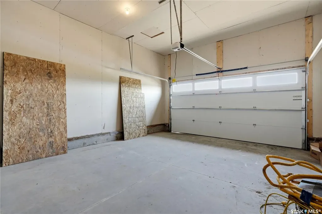 255 Doran Way Saskatoon SK S7V 1Z3