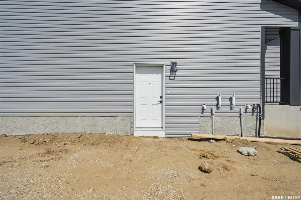 255 Doran Way Saskatoon SK S7V 1Z3