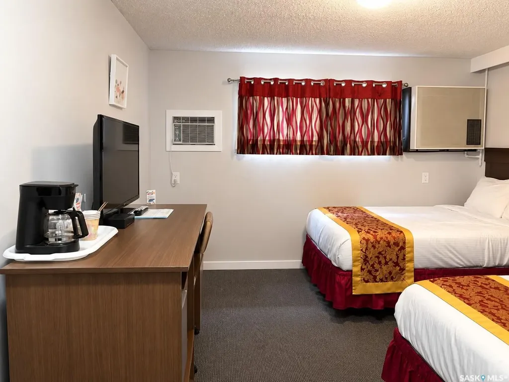 304 King Edward Street Davidson SK S7K 2Y7