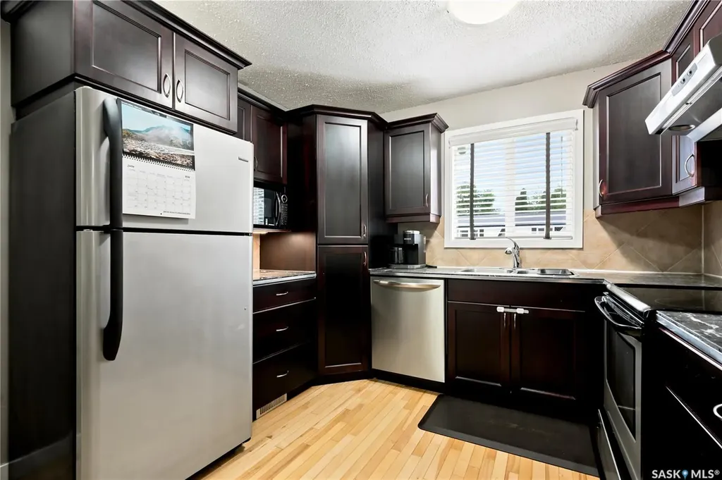 301 Fisher Crescent Saskatoon SK S7L 5E1