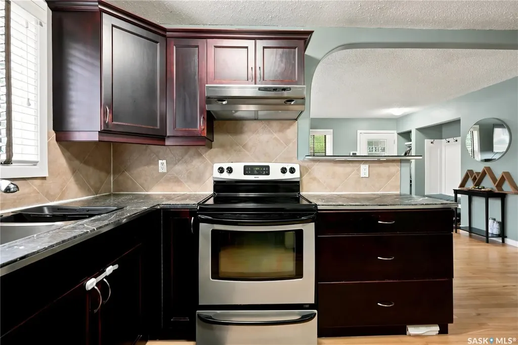 301 Fisher Crescent Saskatoon SK S7L 5E1