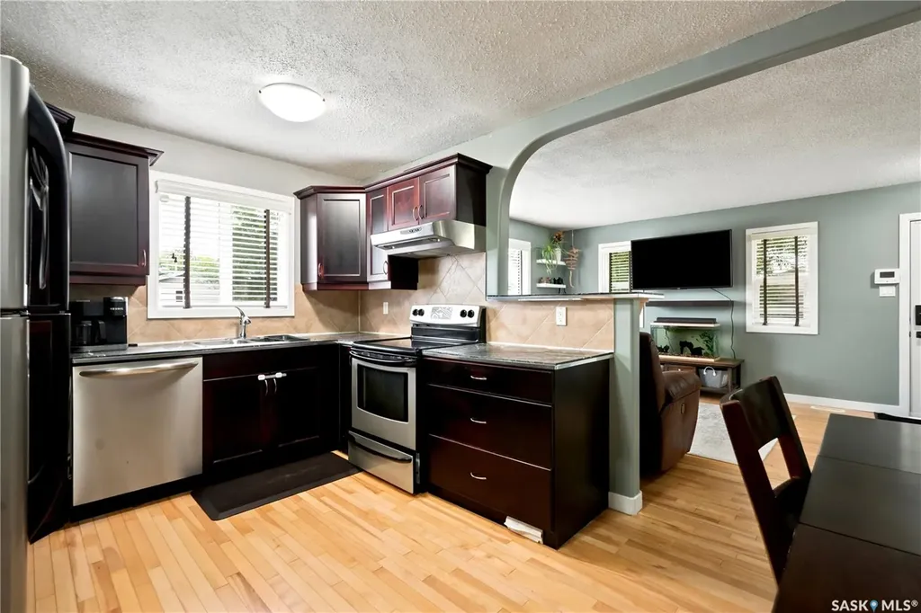 301 Fisher Crescent Saskatoon SK S7L 5E1