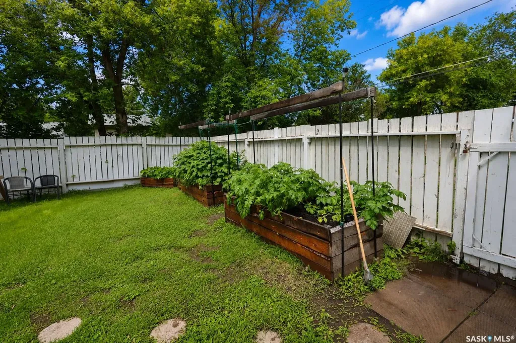 748 5th Street E Prince Albert SK S6V 0M5