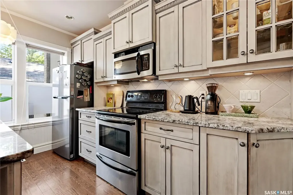 719 14th Street E Saskatoon SK S7N 0P6