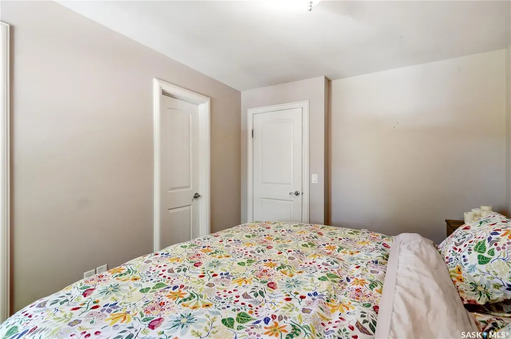 719 14th Street E Saskatoon SK S7N 0P6