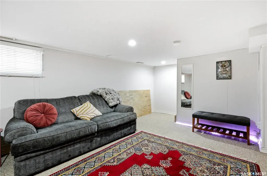 719 14th Street E Saskatoon SK S7N 0P6