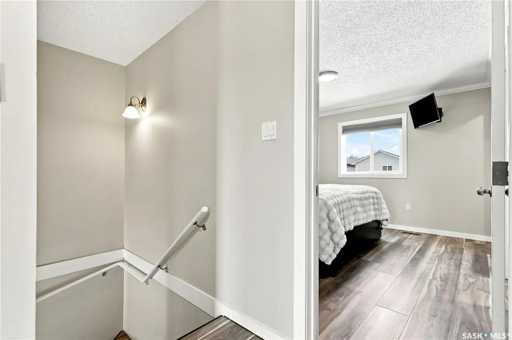 810 Hampton Circle Saskatoon SK S7R 0K1