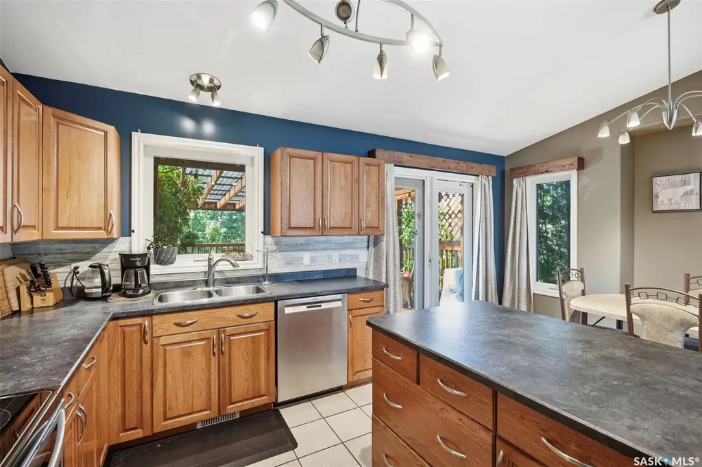 612 Giesbrecht Court Martensville SK S0K 2T2