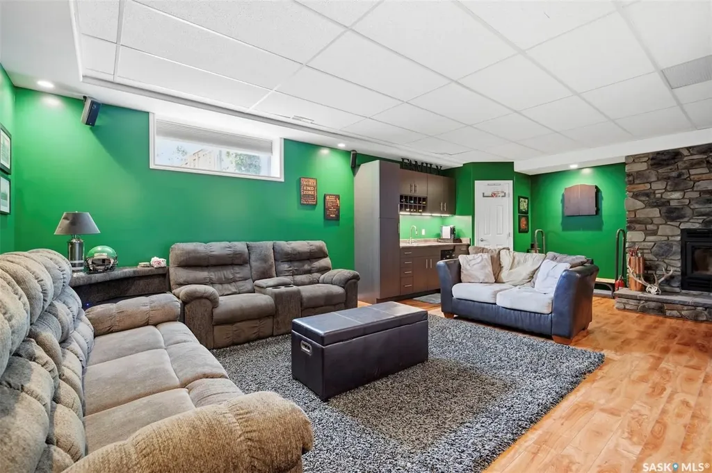 612 Giesbrecht Court Martensville SK S0K 2T2