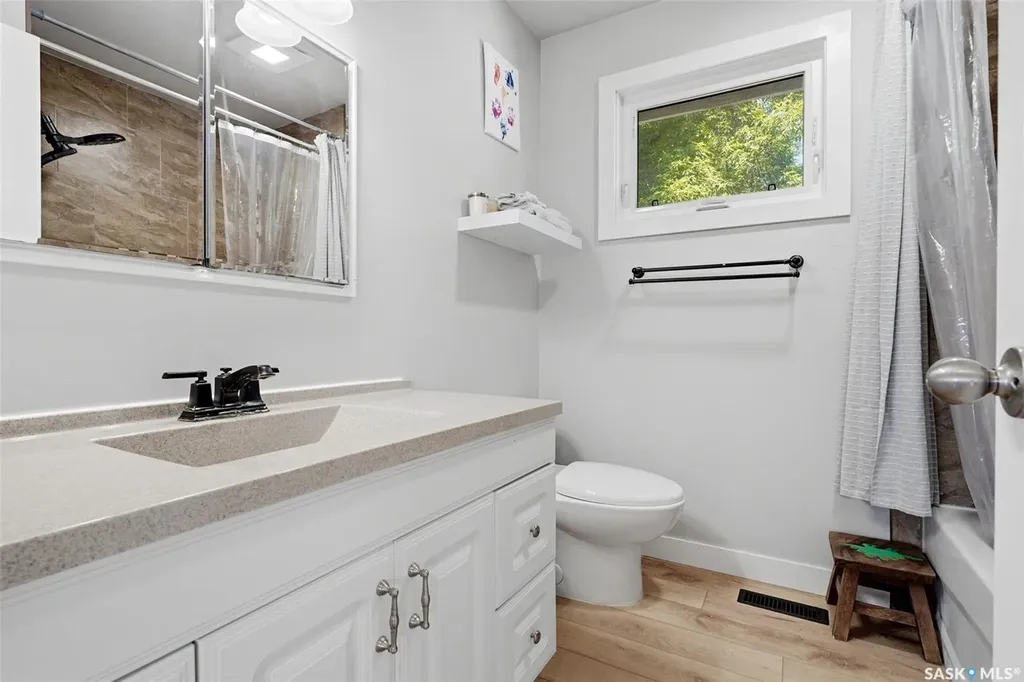 614 3rd Avenue Pilot Butte SK S0G 3Z0