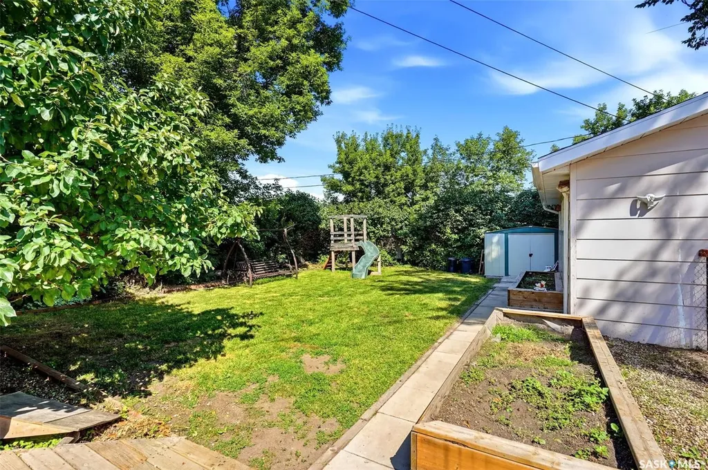 614 3rd Avenue Pilot Butte SK S0G 3Z0